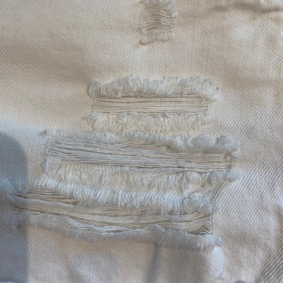 White high waisted ripped shorts - Picture 4 of 6